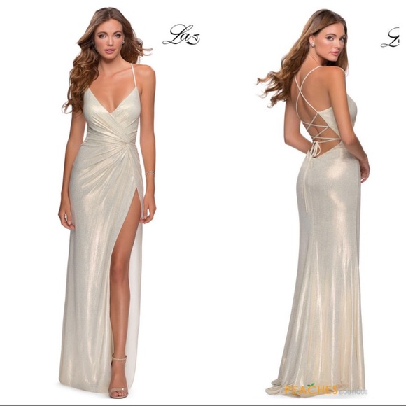 La Femme Dresses & Skirts - NEW La Femme Gold Metallic Knot Jersey Gown Dress